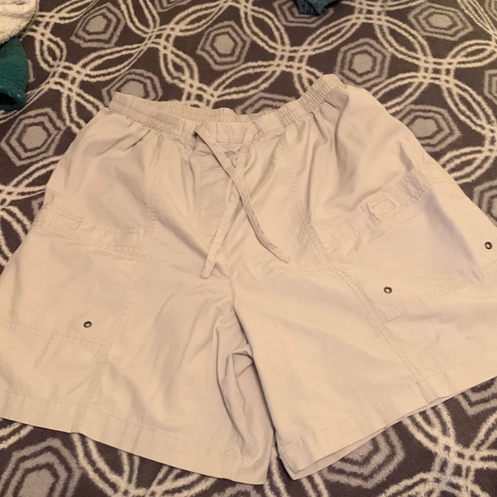 Women shorts Allison Daley size 12P